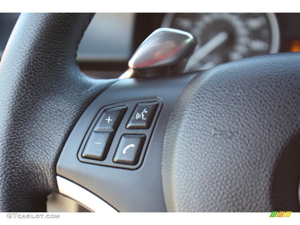 2010 BMW 3 Series 335i Convertible Controls Photo #88936181