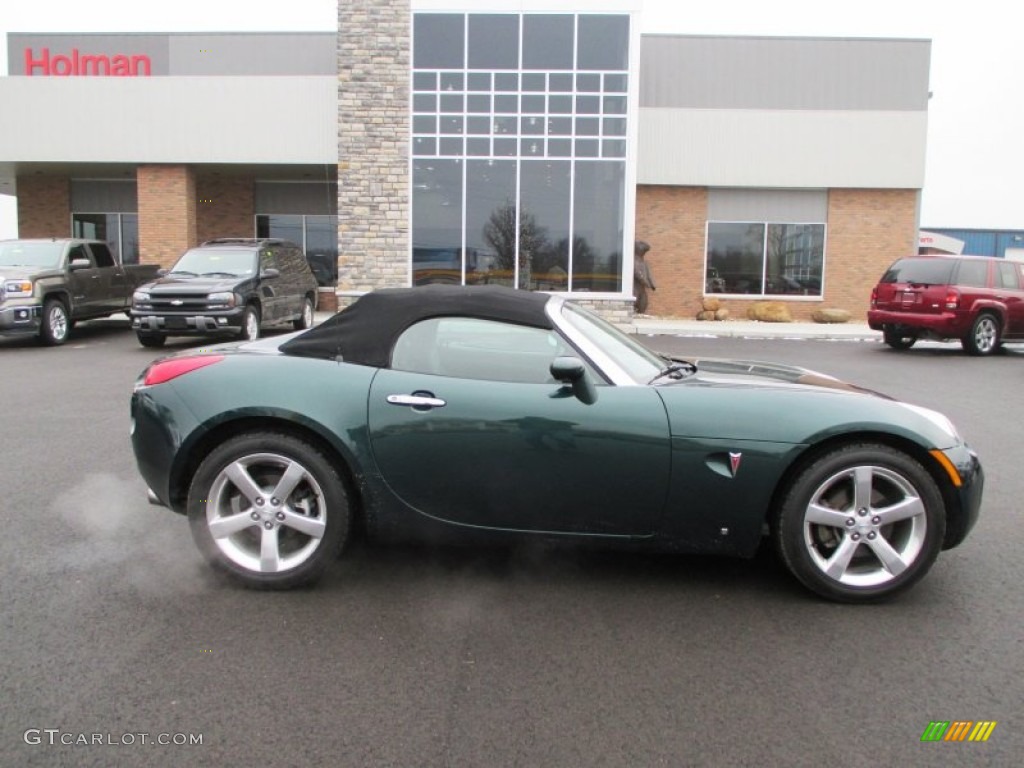 2006 Solstice Roadster - Envious Green / Steel/Sand photo #1