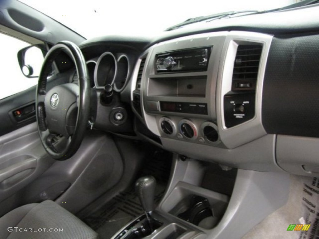 2007 Tacoma V6 Access Cab 4x4 - Black Sand Pearl / Graphite Gray photo #24