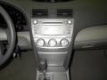 Black - Camry LE Photo No. 4