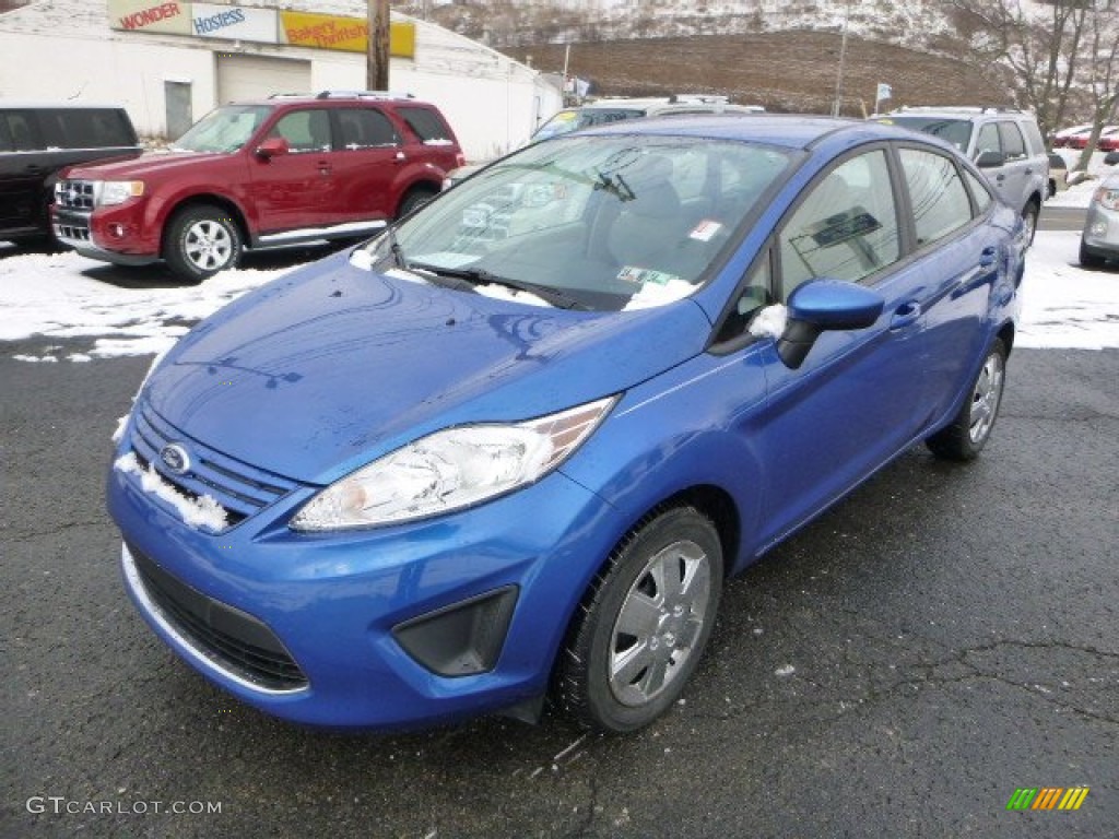2011 Fiesta S Sedan - Blue Flame Metallic / Light Stone/Charcoal Black Cloth photo #5
