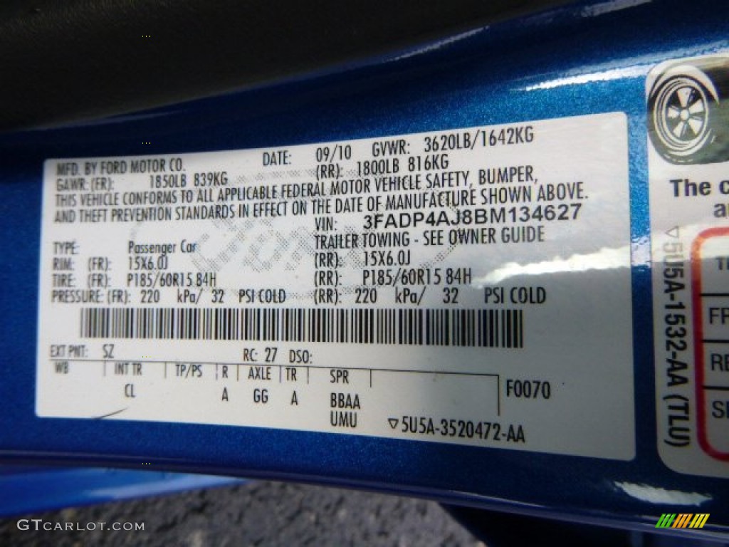 2011 Fiesta S Sedan - Blue Flame Metallic / Light Stone/Charcoal Black Cloth photo #14