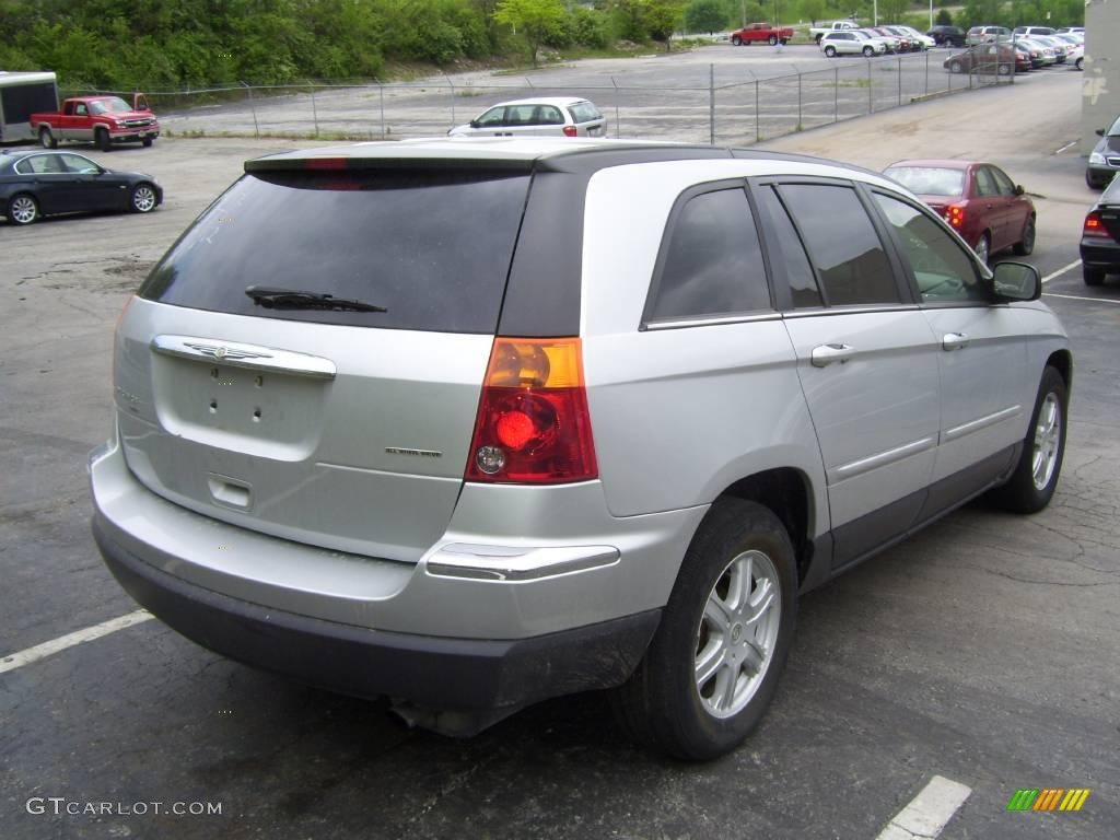 2006 Pacifica Touring AWD - Bright Silver Metallic / Dark Slate Gray photo #5