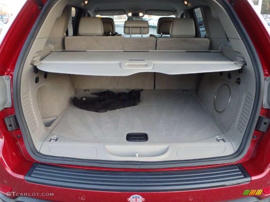 2011 Jeep Grand Cherokee Laredo X Package 4x4 Trunk Photos