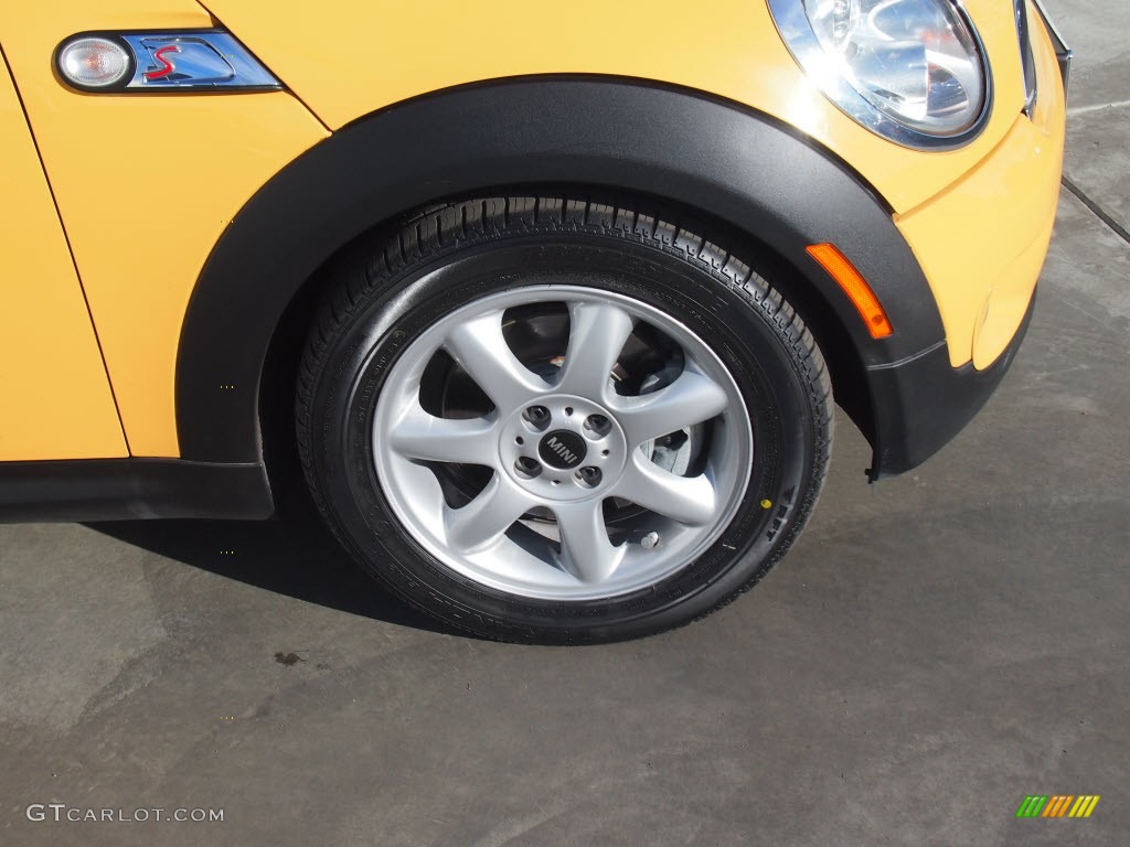 2009 Cooper S Hardtop - Interchange Yellow / Black/Grey photo #2