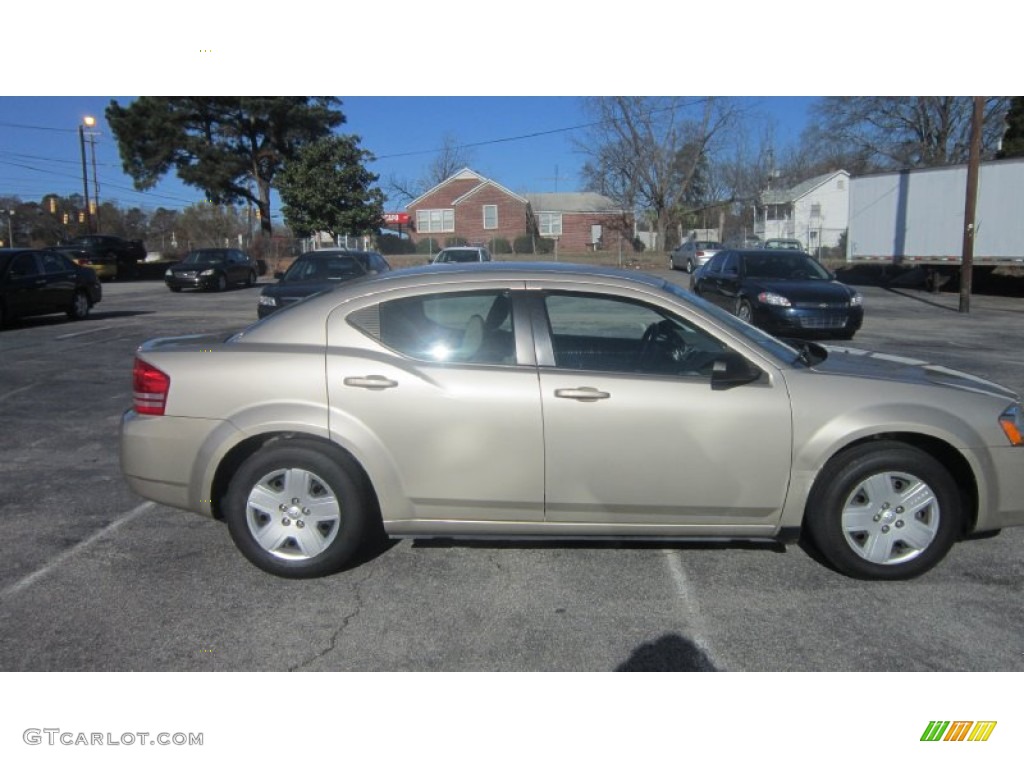 2009 Avenger SE - Light Sandstone Metallic / Dark Khaki/Light Graystone photo #4