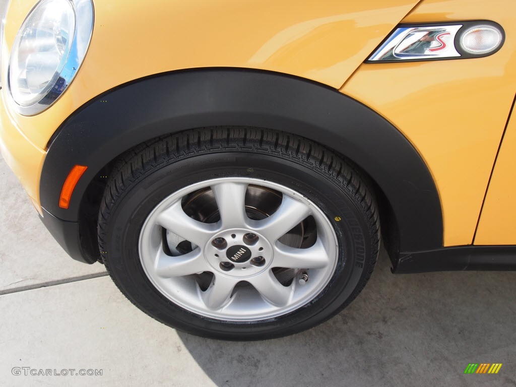 2009 Cooper S Hardtop - Interchange Yellow / Black/Grey photo #24