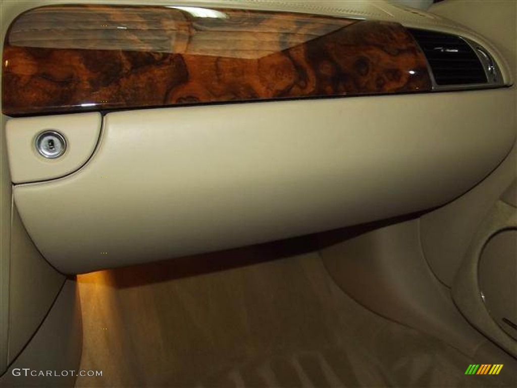 2007 XK XK8 Convertible - Radiance Red Metallic / Caramel photo #16