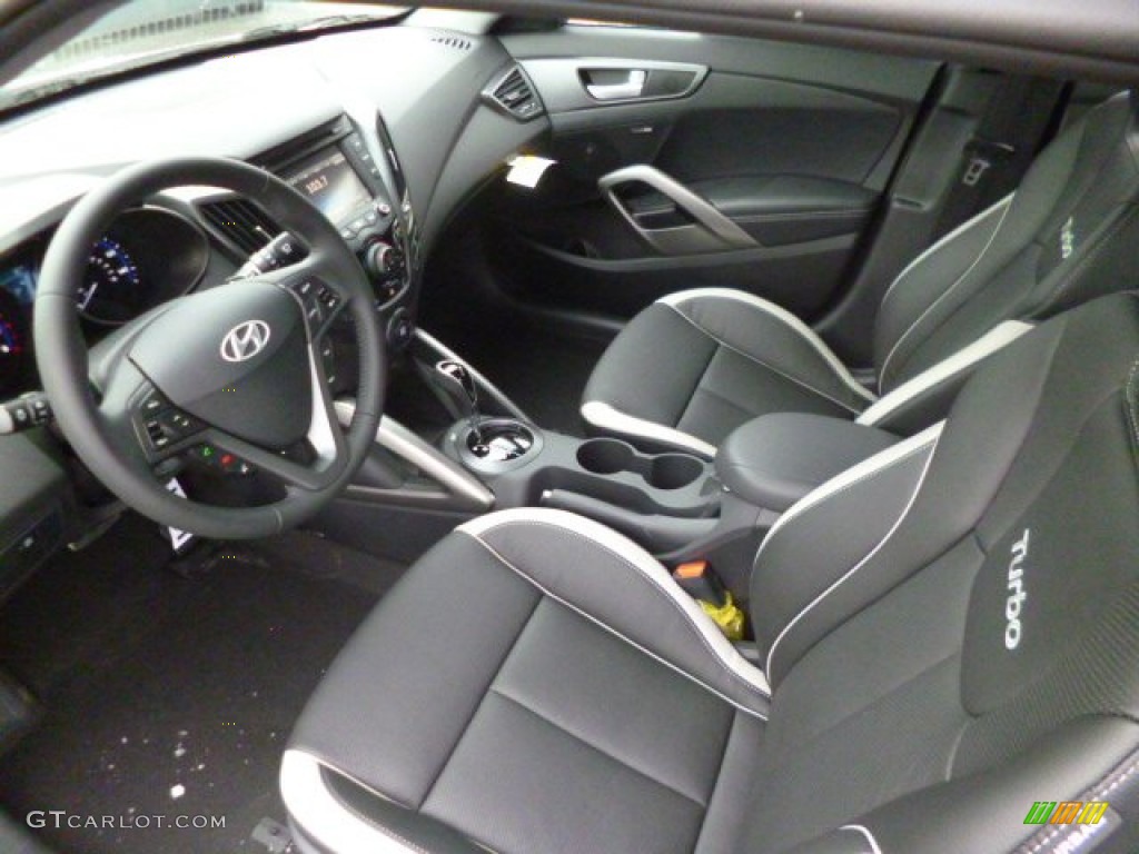Black Interior 2013 Hyundai Veloster Turbo Photo #88949813