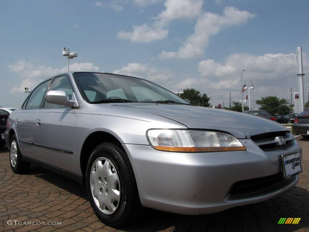 2000 Accord LX Sedan - Satin Silver Metallic / Quartz photo #7