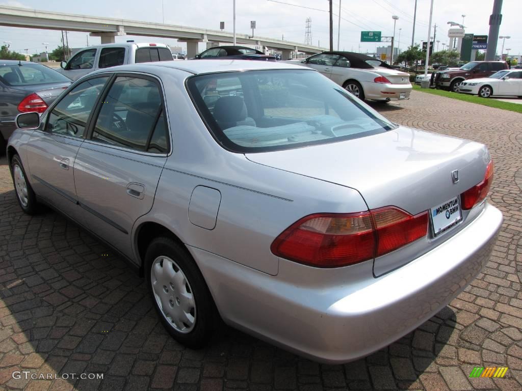 2000 Accord LX Sedan - Satin Silver Metallic / Quartz photo #11