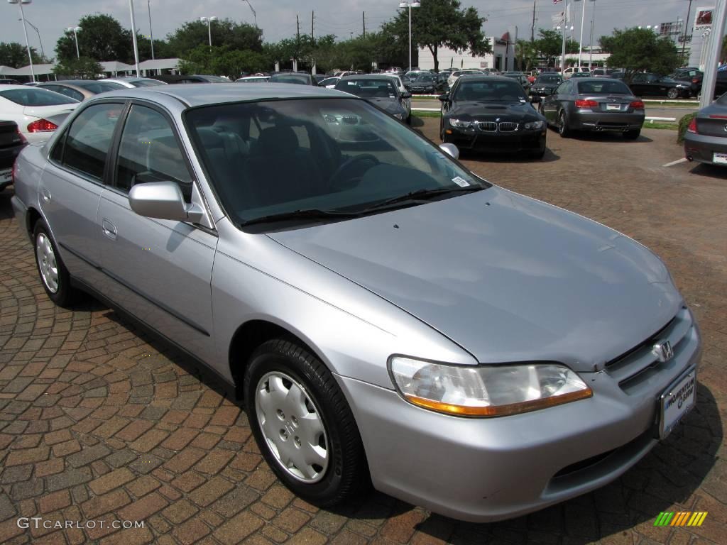 2000 Accord LX Sedan - Satin Silver Metallic / Quartz photo #15
