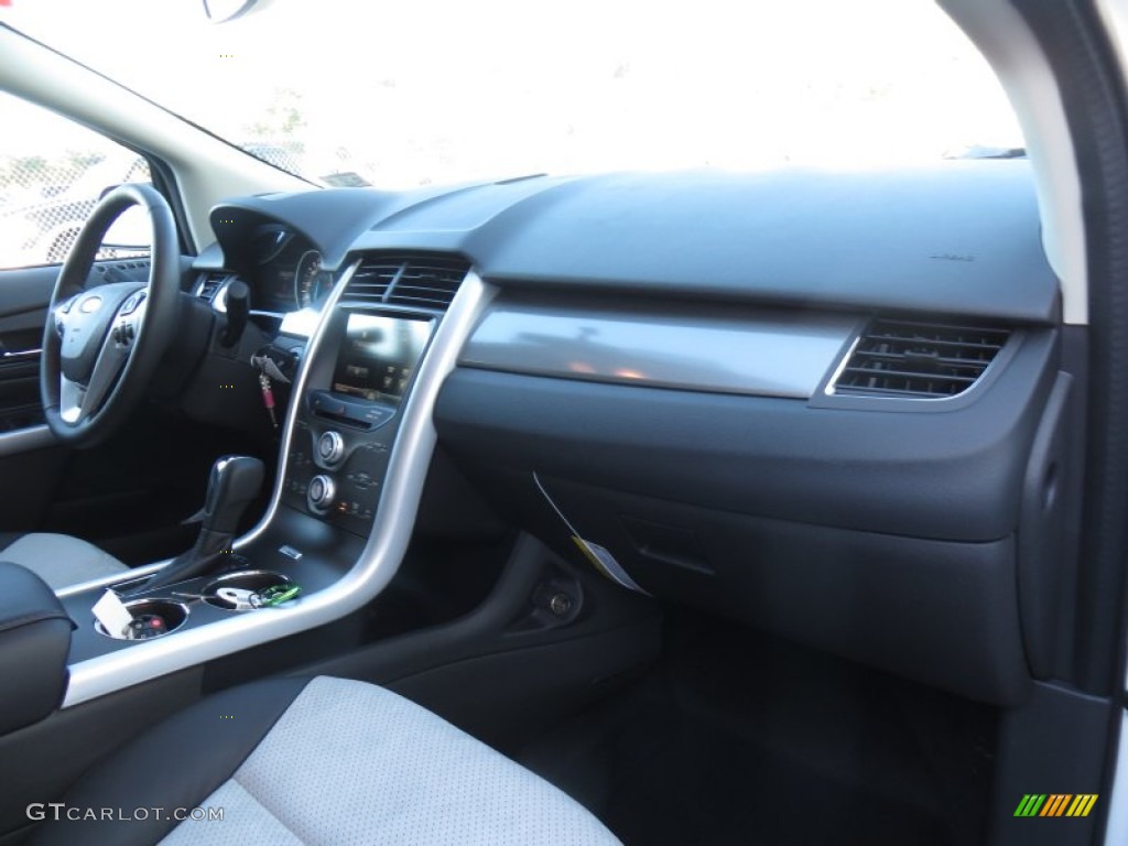 2014 Edge SEL - White Platinum / SEL Appearance Charcoal Black Leather/Gray Alcantara photo #20