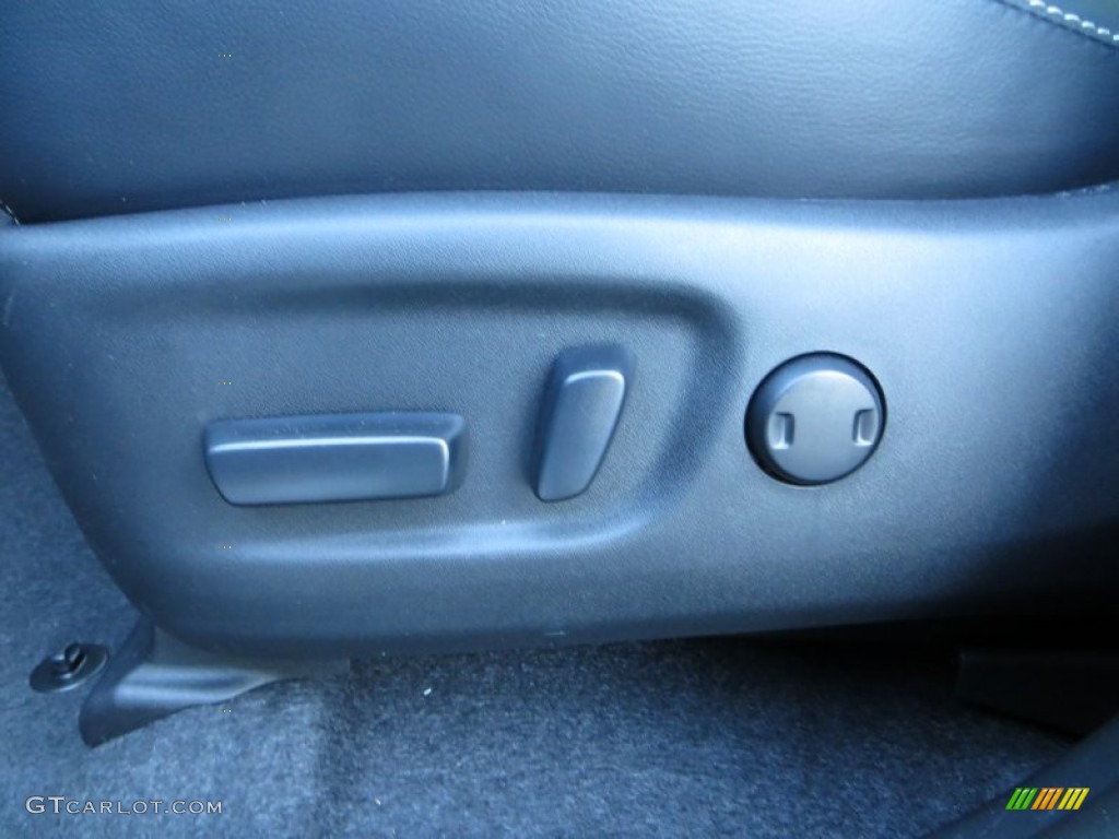 2013 RAV4 Limited - Black / Black photo #30