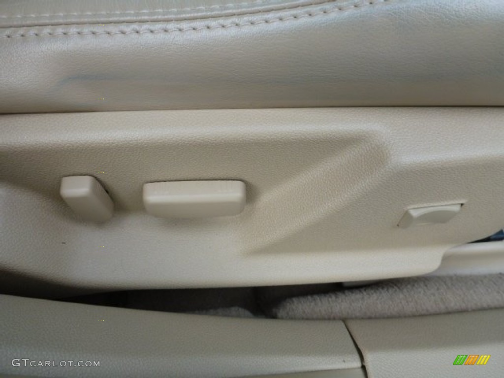 2009 CTS 4 AWD Sedan - White Diamond Tri-Coat / Cashmere/Cocoa photo #16