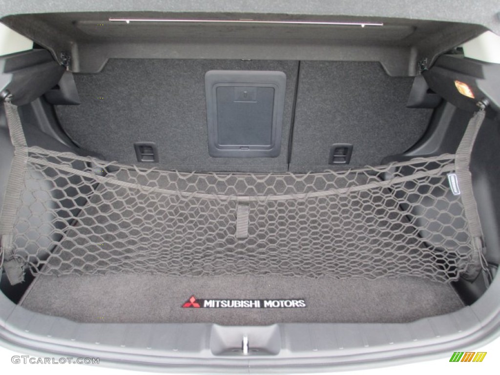 2013 Mitsubishi Outlander Sport LE AWD Trunk Photos