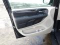 2014 Brilliant Black Crystal Pearl Chrysler Town & Country Touring-L  photo #11