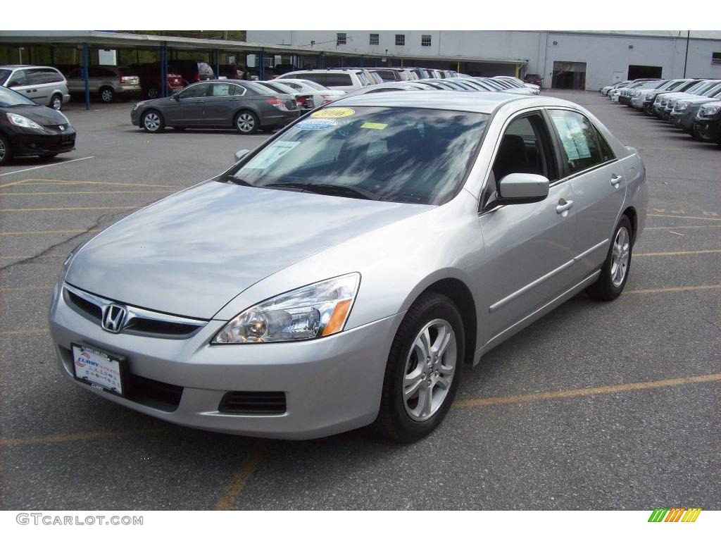 2006 Accord SE Sedan - Alabaster Silver Metallic / Gray photo #16