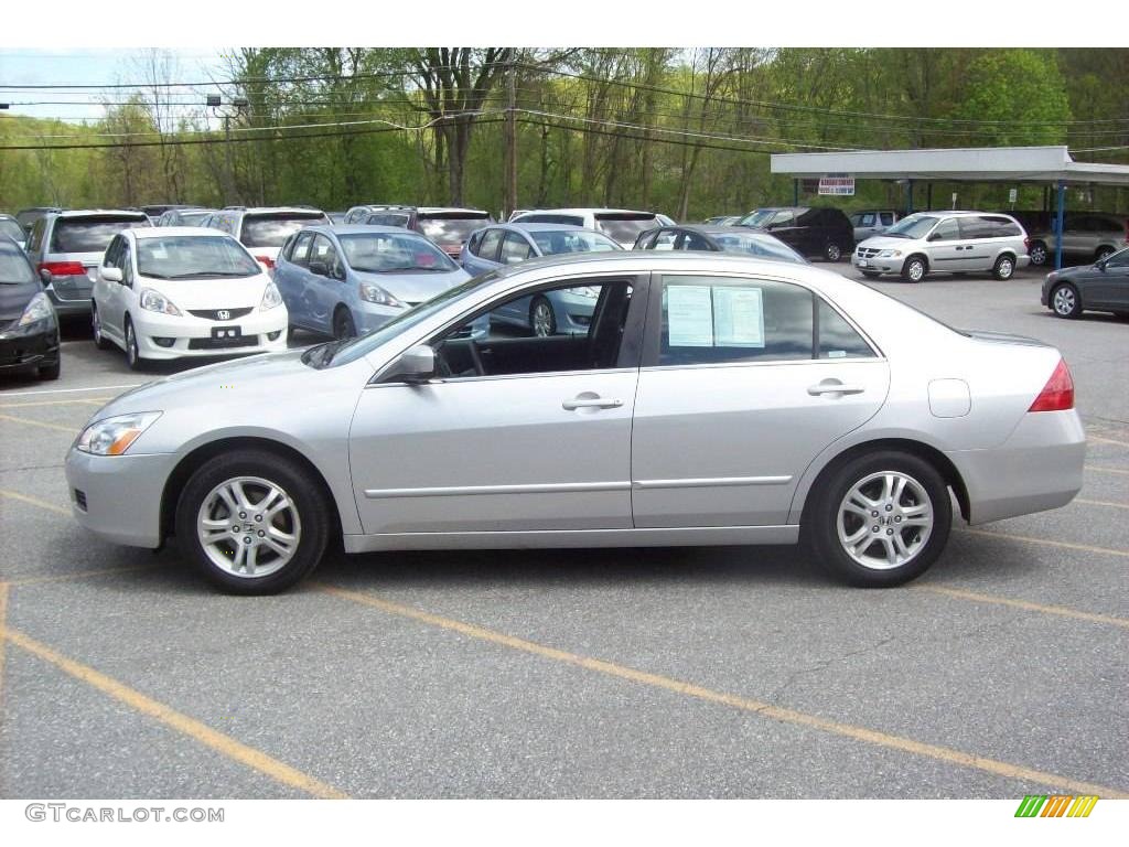 2006 Accord SE Sedan - Alabaster Silver Metallic / Gray photo #20