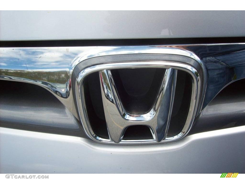 2006 Accord SE Sedan - Alabaster Silver Metallic / Gray photo #23