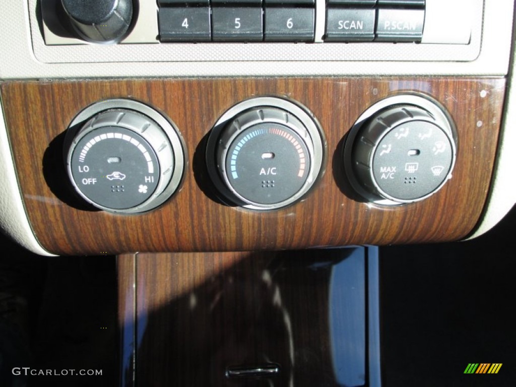 2005 Nissan Altima 2.5 S Controls Photo #88972137