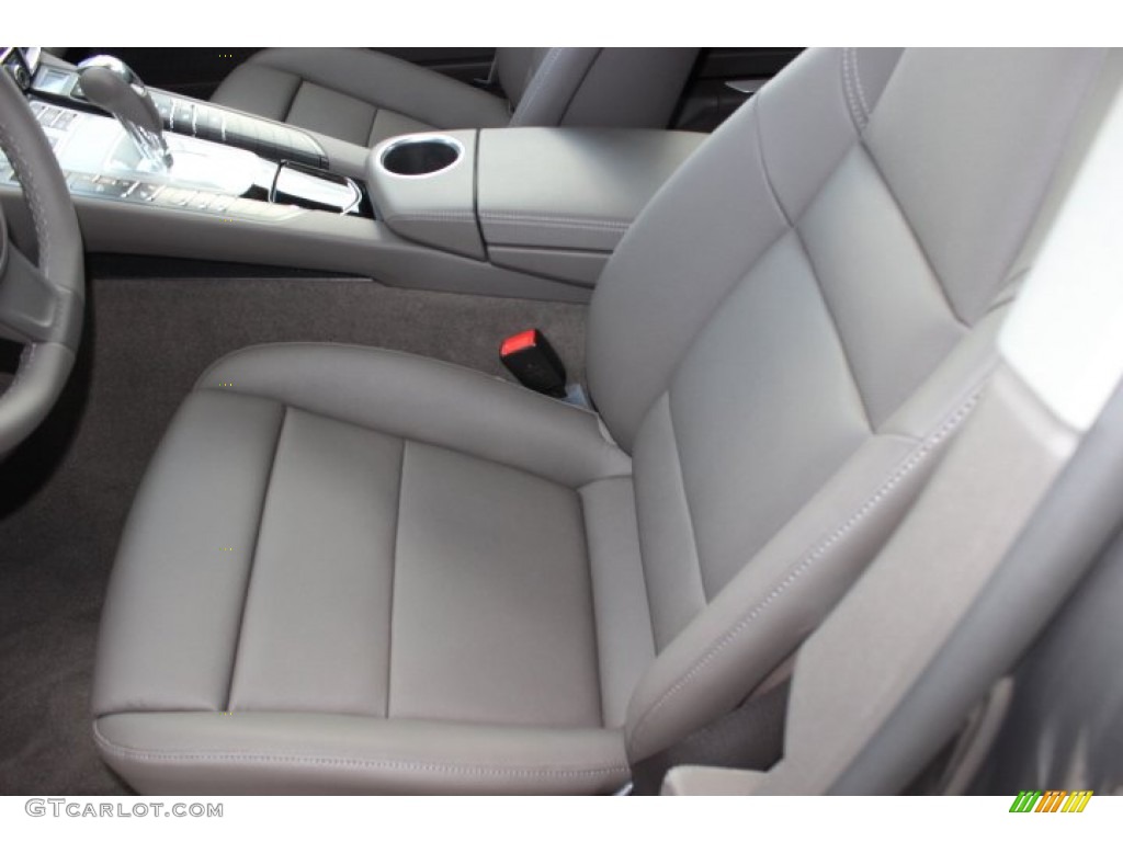 2014 Porsche Panamera 4 Front Seat Photo #88975888