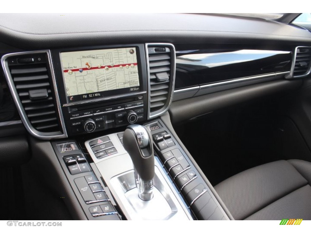 2014 Porsche Panamera 4 Controls Photo #88975930