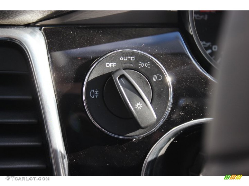 2014 Porsche Panamera 4 Controls Photo #88976134