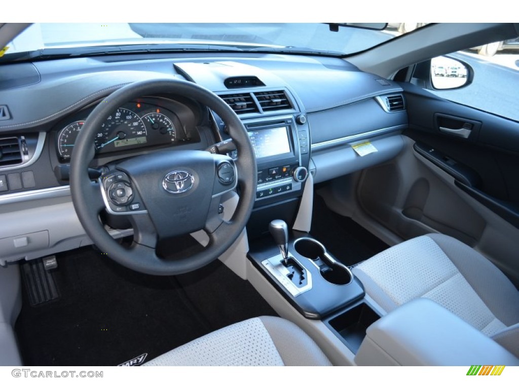 2014 Camry L - Classic Silver Metallic / Ivory photo #6