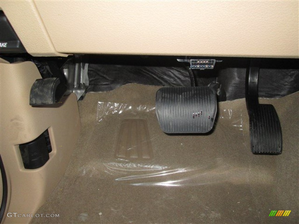 2014 Ford F150 King Ranch SuperCrew 4x4 Controls Photo #88981294
