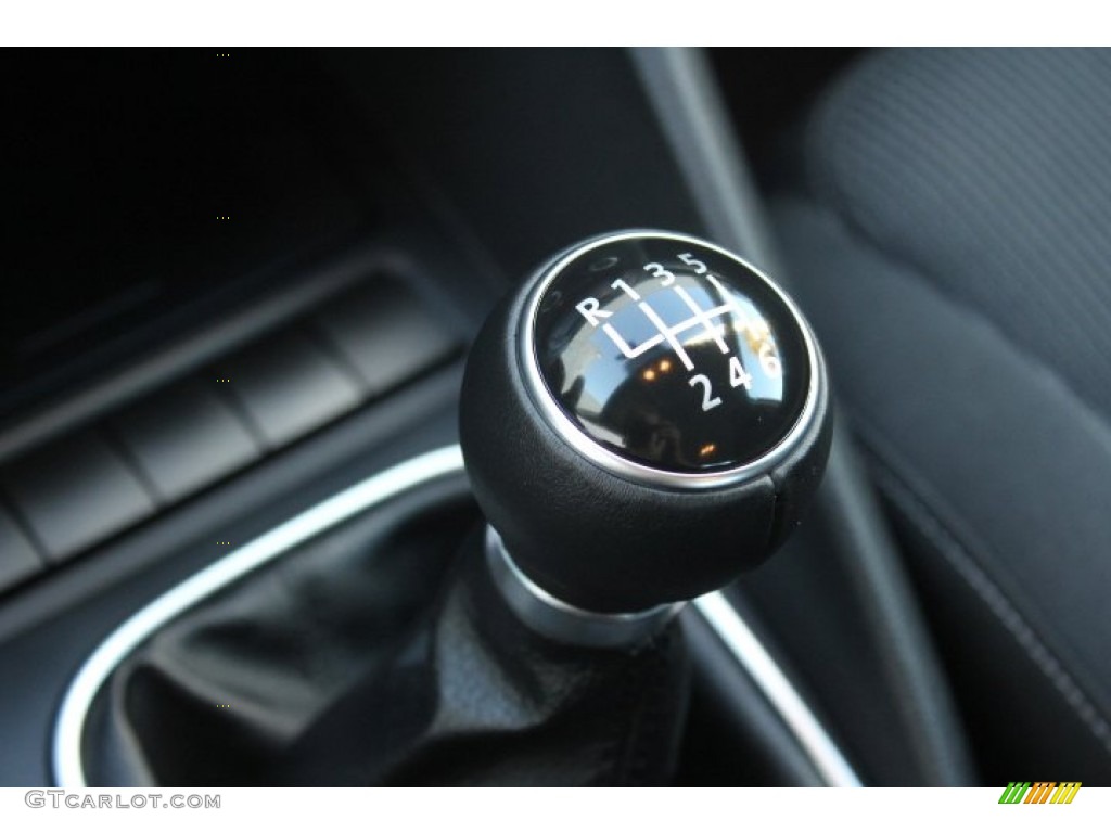 2014 Volkswagen Golf TDI 4 Door Transmission Photos