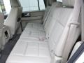 2010 White Platinum Metallic Tri-Coat Lincoln Navigator 4x4  photo #16