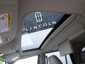 2010 White Platinum Metallic Tri-Coat Lincoln Navigator 4x4  photo #20