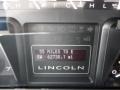 2010 White Platinum Metallic Tri-Coat Lincoln Navigator 4x4  photo #24