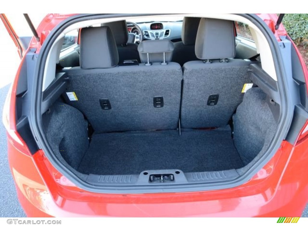 2012 Ford Fiesta SE Hatchback Trunk Photo #88986232