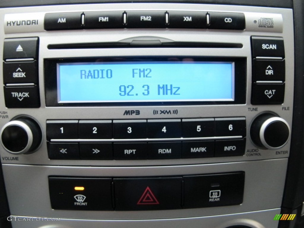 2008 Hyundai Santa Fe SE Audio System Photos