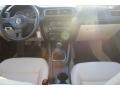 Black - Jetta SE Sedan Photo No. 22