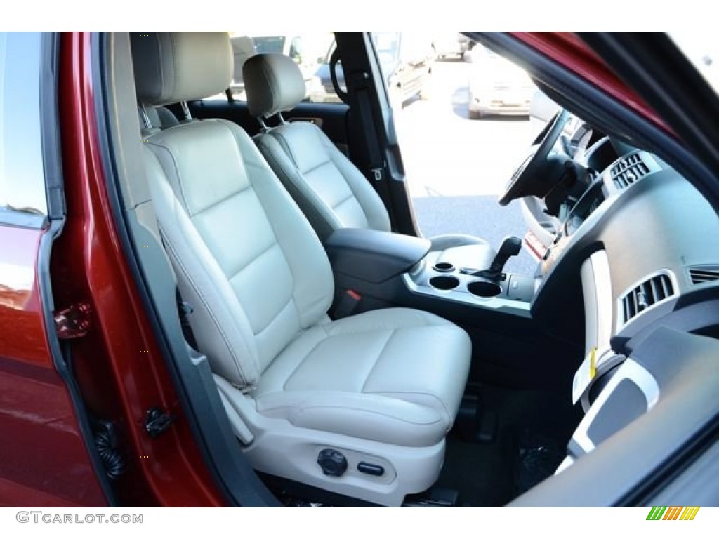 2014 Explorer XLT - Ruby Red / Medium Light Stone photo #18