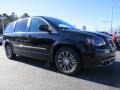 2014 Brilliant Black Crystal Pearl Chrysler Town & Country S  photo #4