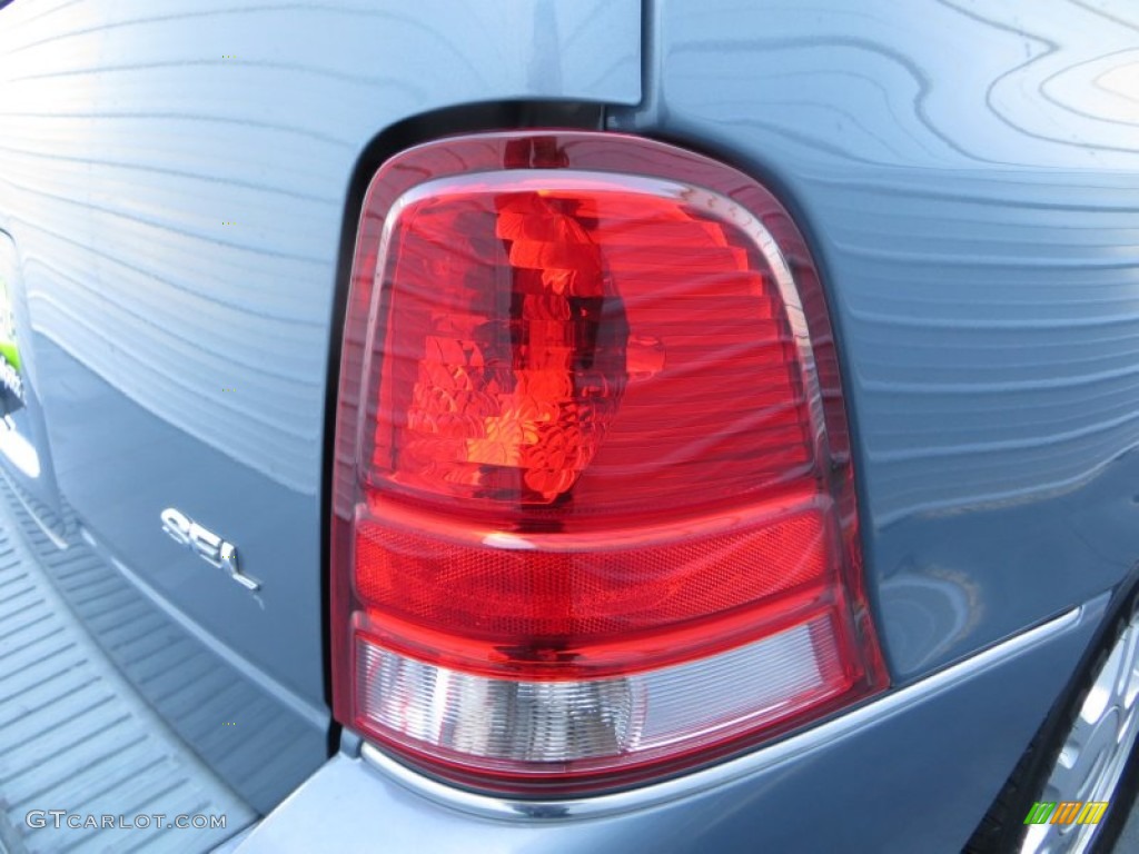 2005 Freestar SEL - Medium Steel Blue Metallic / Flint Grey photo #17