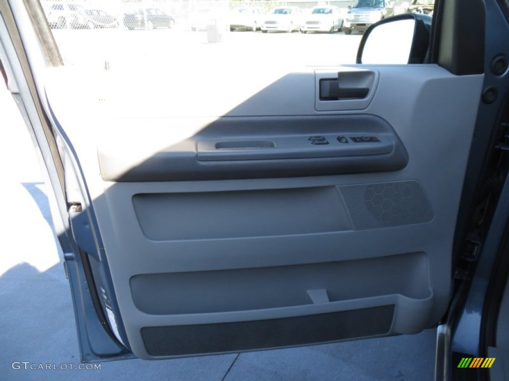 2005 Freestar SEL - Medium Steel Blue Metallic / Flint Grey photo #36