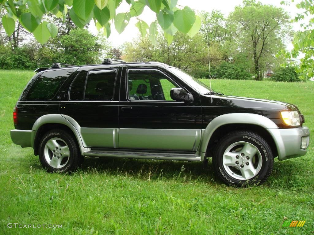 2001 QX4 4x4 - Black Obsidian / Graphite photo #9