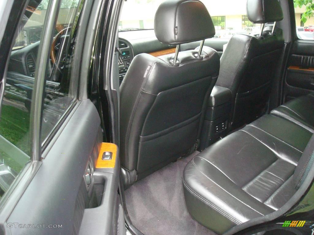 2001 QX4 4x4 - Black Obsidian / Graphite photo #16