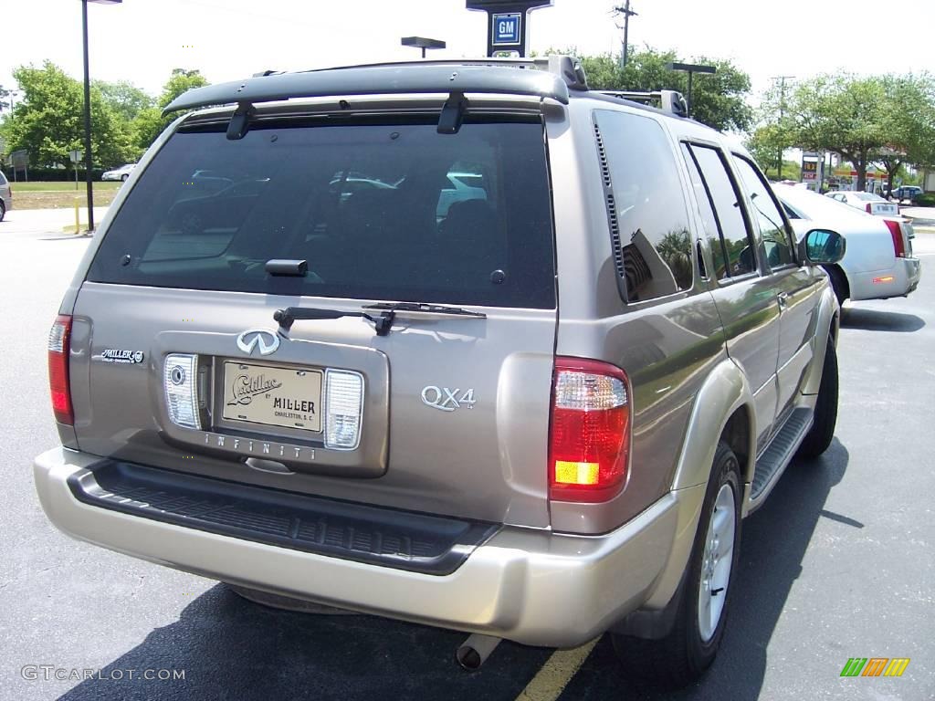 2003 QX4  - Bronze Metallic / Stone Beige photo #13