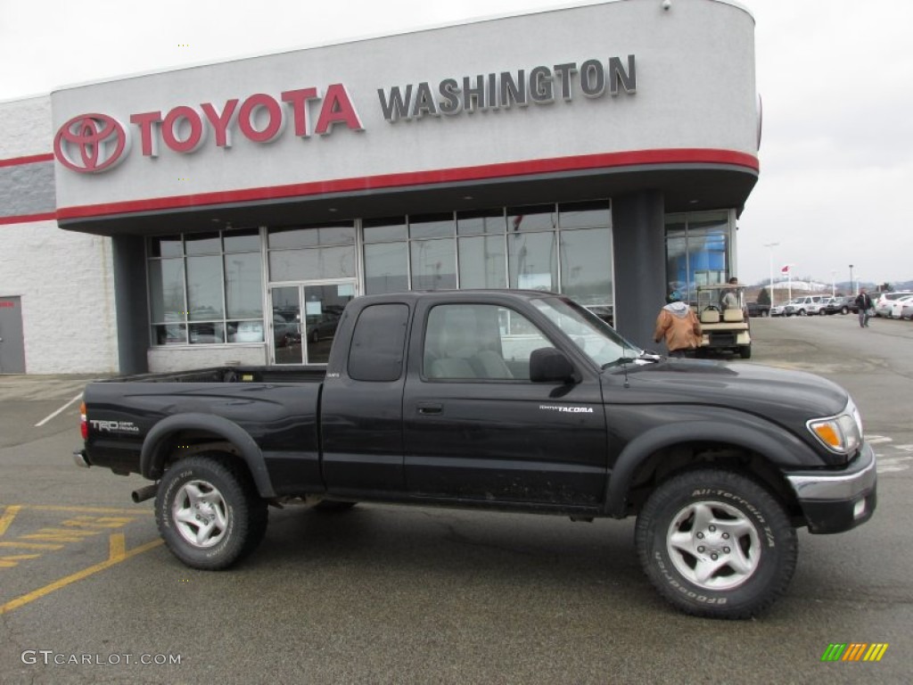 2004 Tacoma V6 TRD Xtracab 4x4 - Black Sand Pearl / Charcoal photo #2