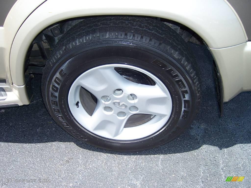 2003 QX4  - Bronze Metallic / Stone Beige photo #16