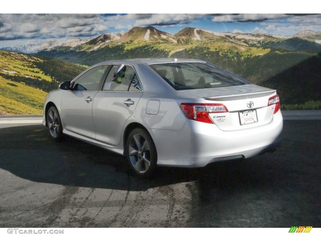 2014 Camry SE - Classic Silver Metallic / Black/Ash photo #3