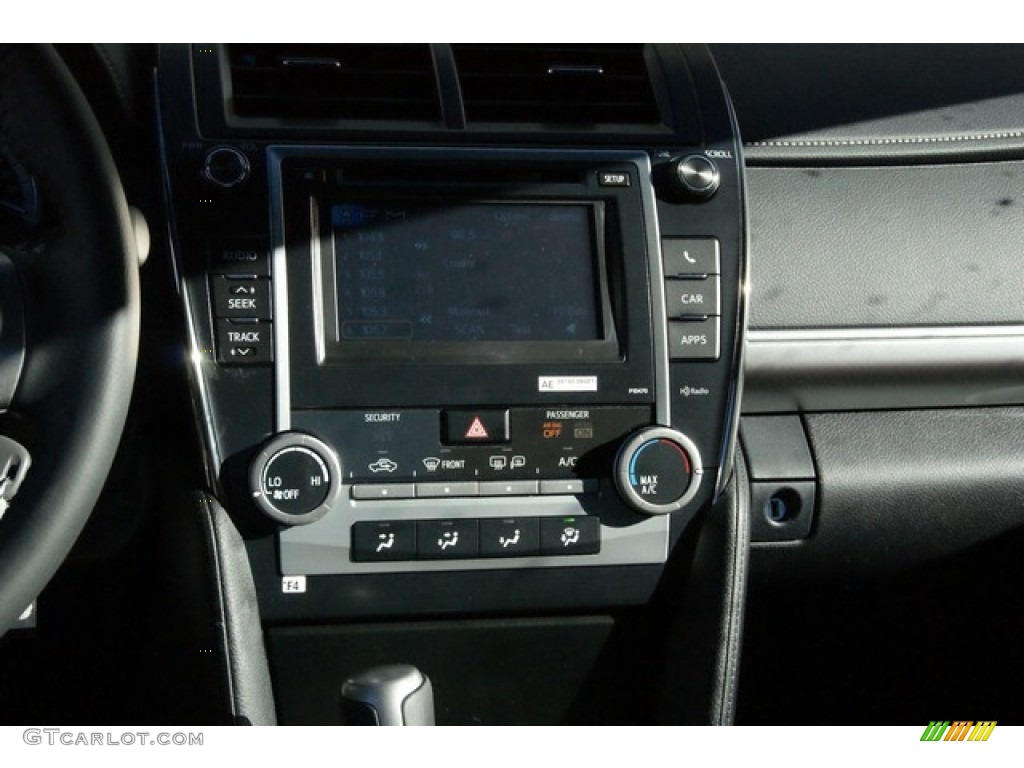 2014 Camry SE - Classic Silver Metallic / Black/Ash photo #6