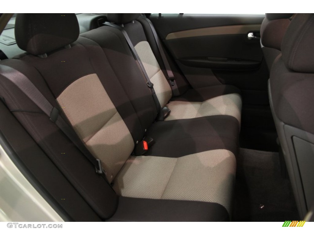 2009 Chevrolet Malibu LT Sedan Rear Seat Photo #89001239