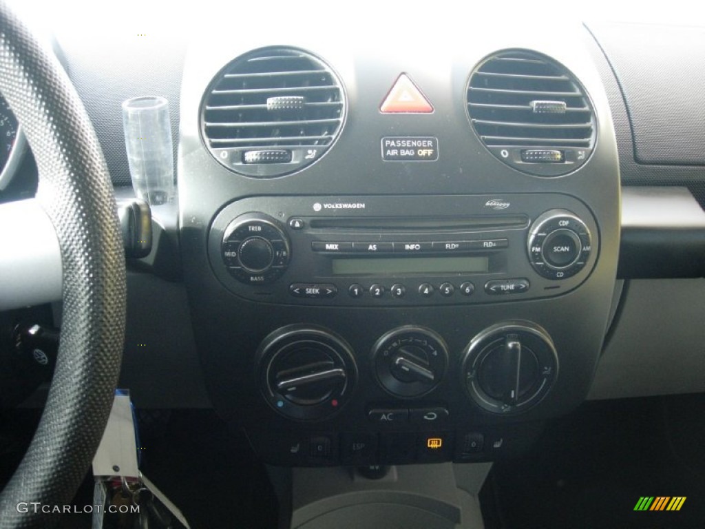 2004 New Beetle GLS 1.8T Coupe - Sunflower Yellow / Black photo #3